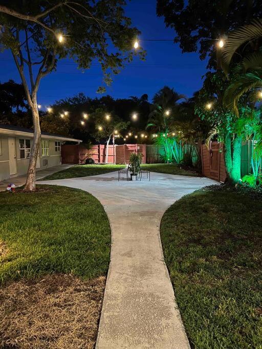 Cozy & Beautiful 1Bd Apartment W/Full Kitchen! Fort Lauderdale Dış mekan fotoğraf